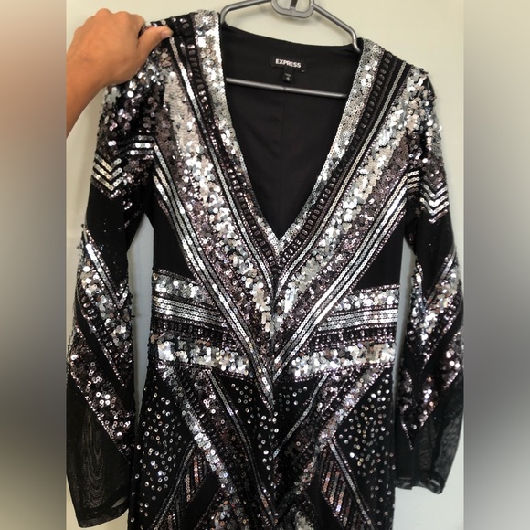 Patterned sequin dress - Picture 5 of 5